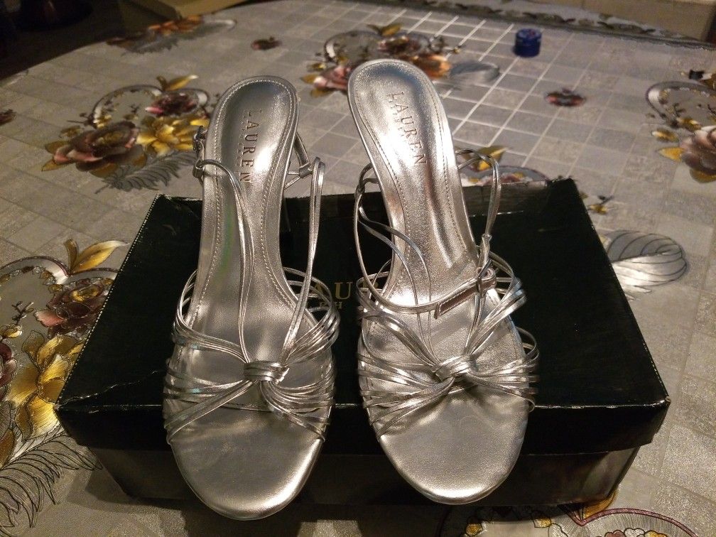 Silverheels size 8 and a 1/2