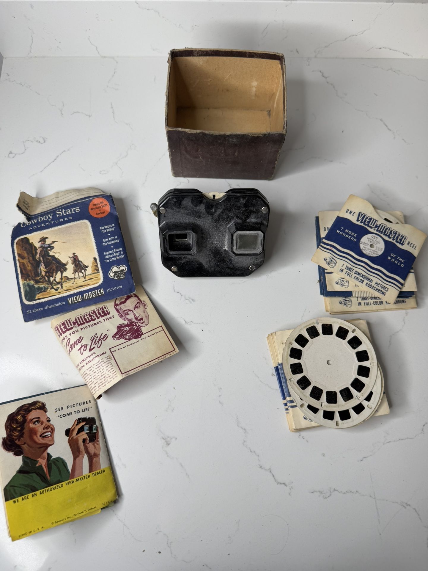 Vintage View Master With Slides
