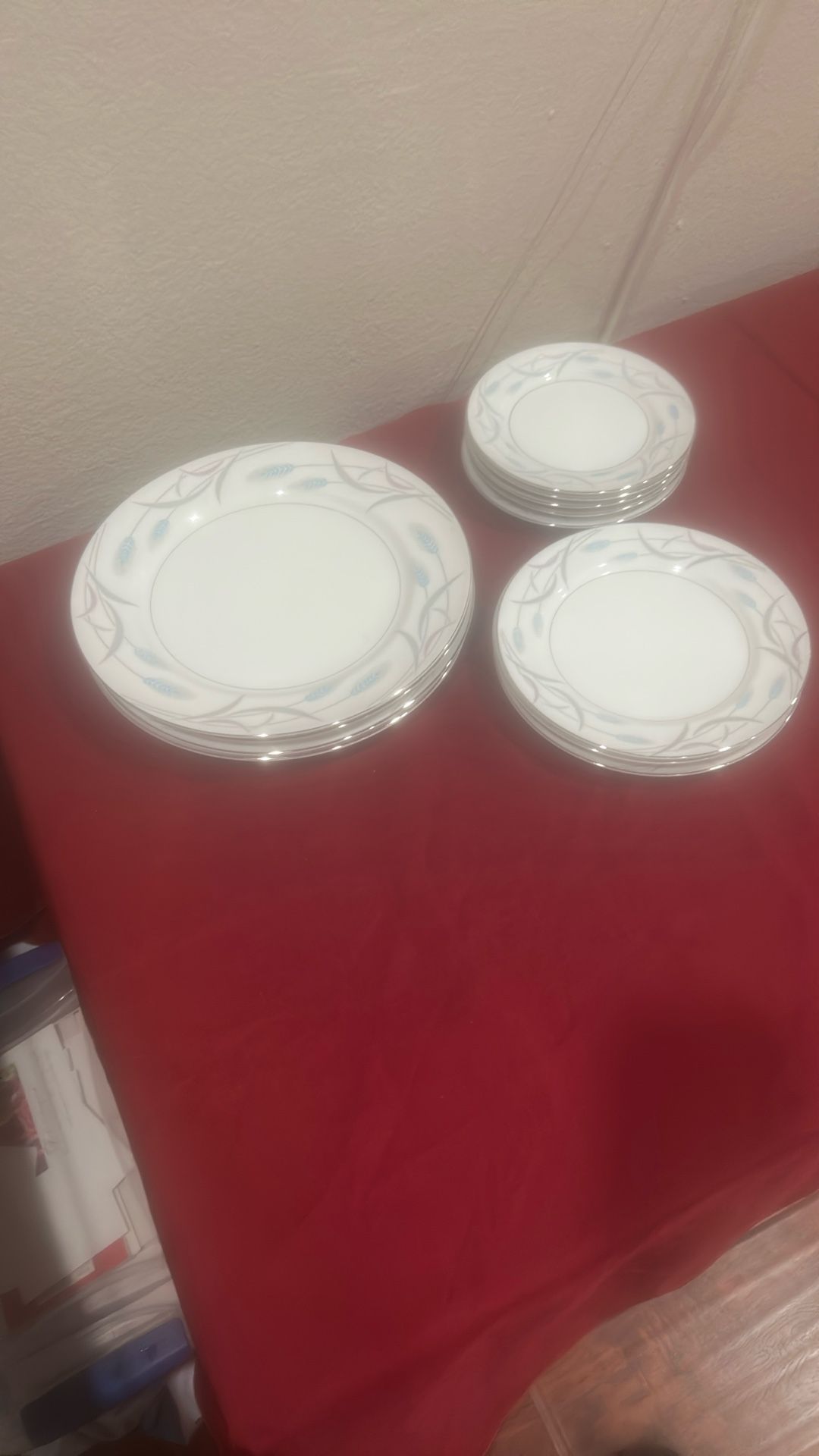 Royal Wheat Valmont China ,Japan —12 Pieces