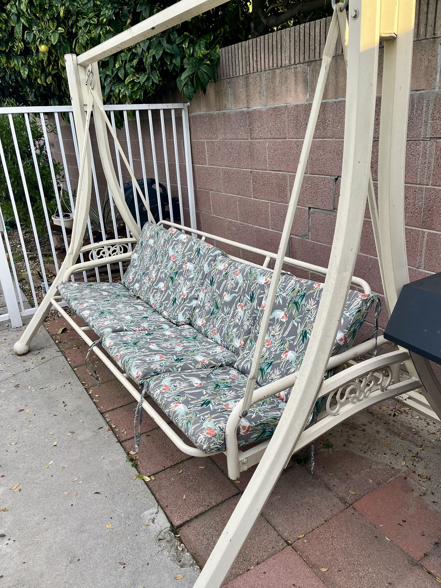 Outdoor Patio Swing Chair