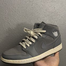 Jordan 1 Mid Cool Grey Size 12