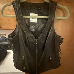 Harley Davidson Women’s Black Leather Vest  