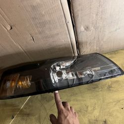 Ford Mustang Headlights 99-04