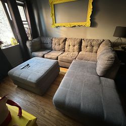 Grey Corner Chaise Sectional  Sleeper And Ottoman 