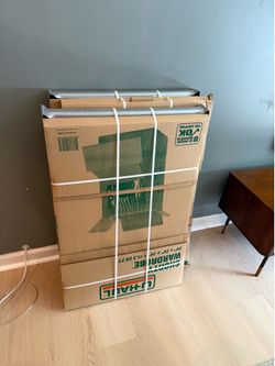 Lots of Uhaul Boxes!