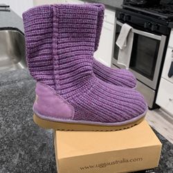 Kids Uggs Youth Size 2