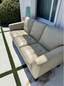 Sofa leather beige
