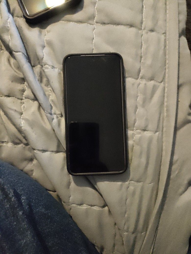 Samsung Galaxy S23 Unlocked White