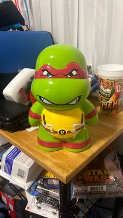 Teenage Mutant Ninja Turtles Raphael ceramic figure coin bank