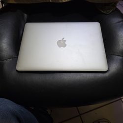 Apple MacBook Air