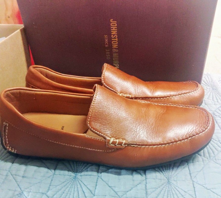JOHNSTON & MURPHY Sheepskin slip-on dress/deck shoe with TRUFOAM soles.