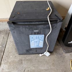 Mini Fridge- Free 