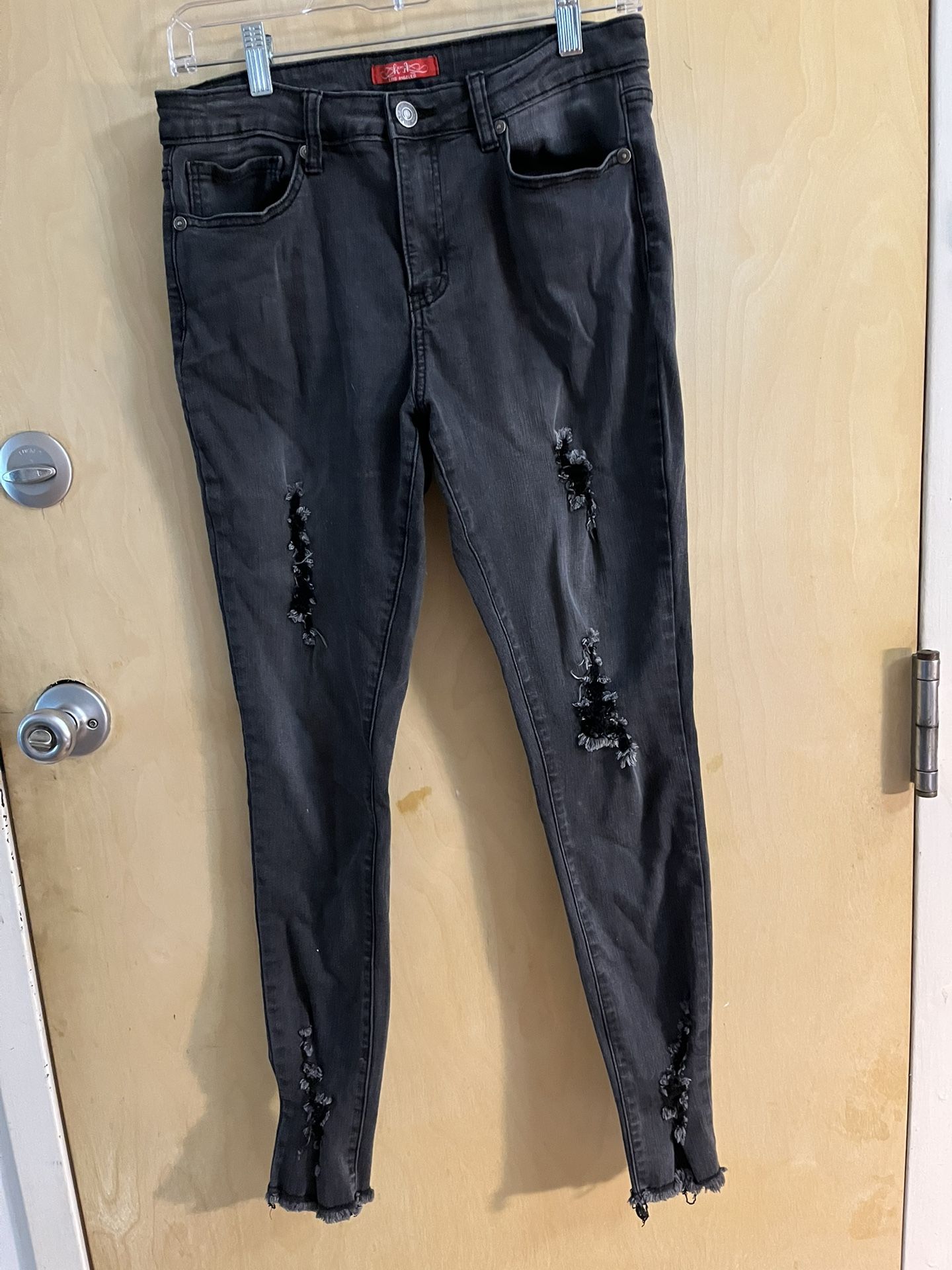 Black Wash Skinny Ankle Jeans