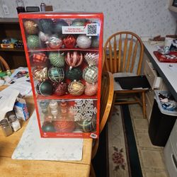 76 Shatterproof Ornaments