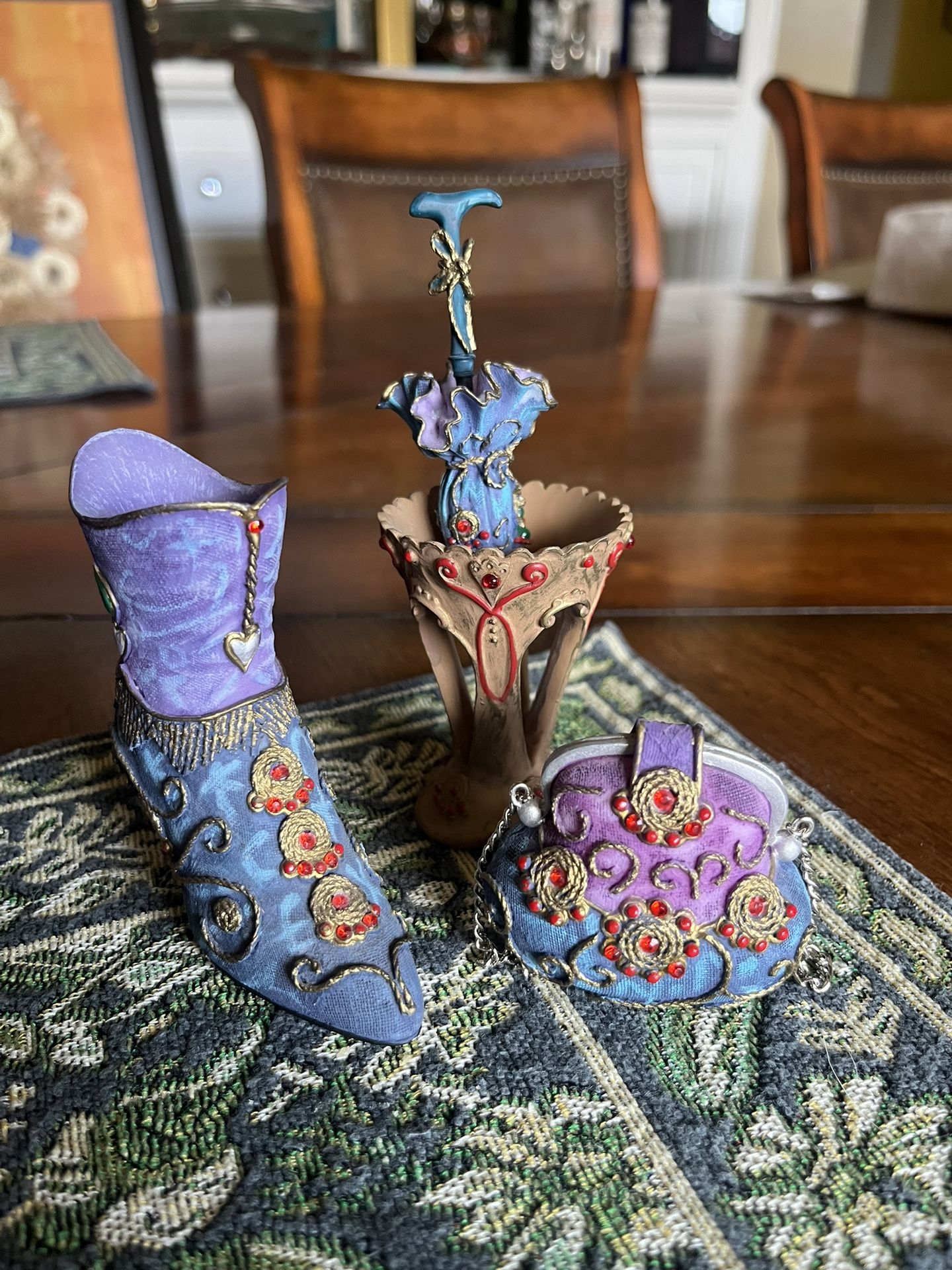 Classic Treasures 4pc Collectible Set 