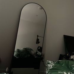 Full Body Mirror - 5’9 Inch Tall
