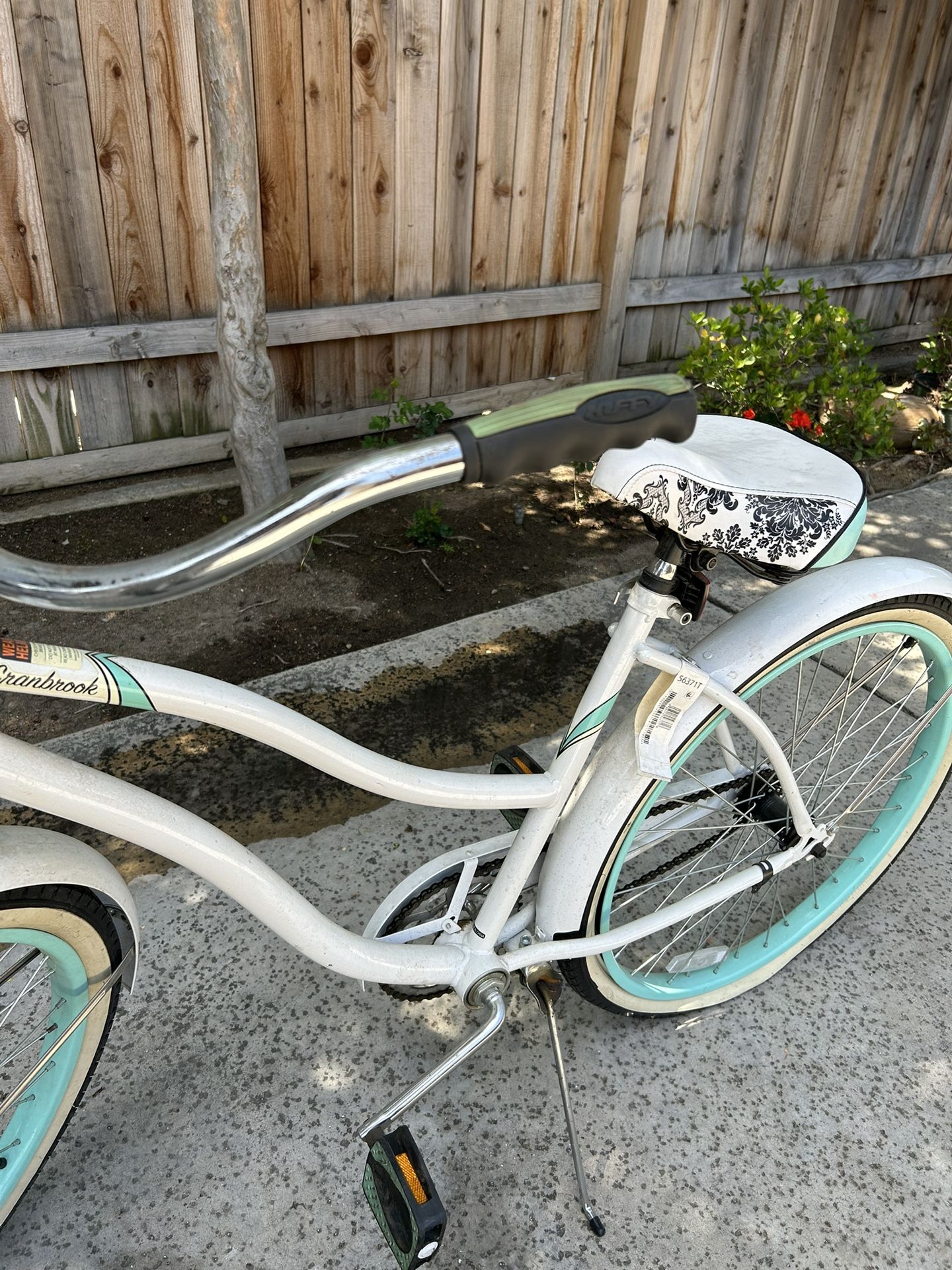 HUFFY 26” CRANBROOK BEACH CRUISER