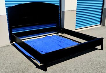 Pottery Barn King Chloe Onyx Blacked-Out Panel Bed Frame