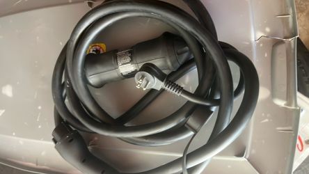Hv charger