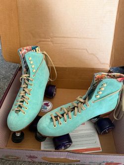 Moxi Roller Skates
