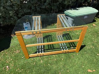 Glass and wood tv stand
