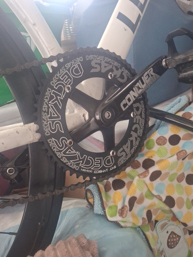 Deckas Chainring