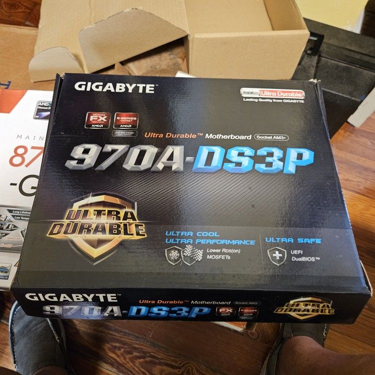 Gigabit 970A Motherboard With Amd CPU