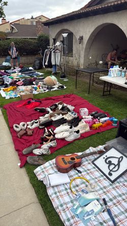 Garage sale Sunday June 7, 3812 green ave los alamitos