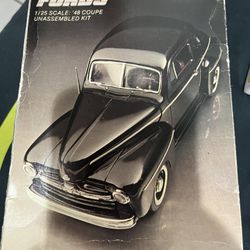 1/25 Ford Model Kit 