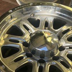 17-inch chrome wheels 8lugs