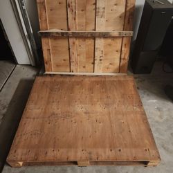 2 Free Pallets