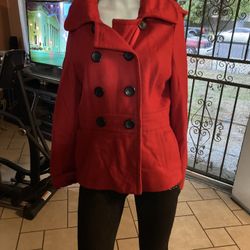 WOMEN COAT JACKET SIZE LARGE COLOR RED LIKE NEW