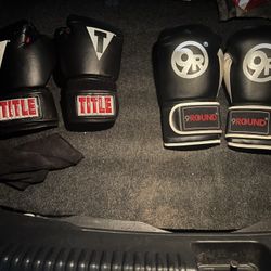 3 Boxing gloves 