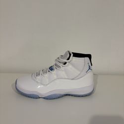 Jordan Retro 11 Legend Blue