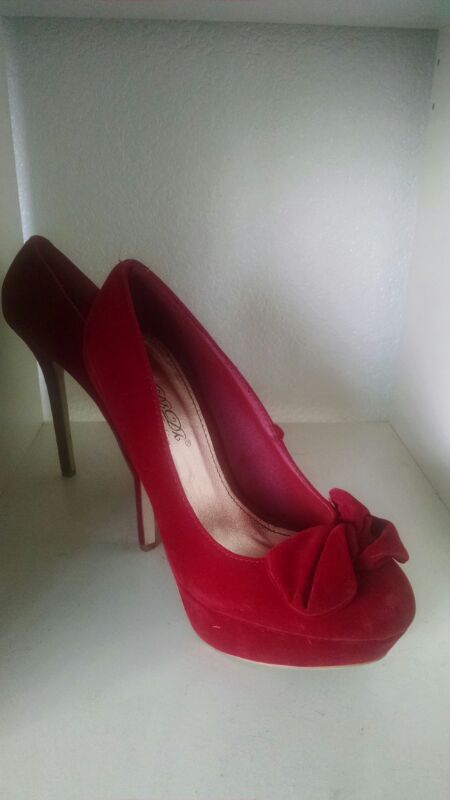 Red licorice heels with twist