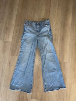 Levi flare jeans size 30 female high rise