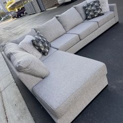 Beautiful Jerome’s Grey Sectional Couch