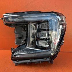 2021 2022 2023 GMC YUKON LEFT DRIVER SIDE LED HEADLIGHT OEM