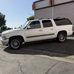 2004 Chevrolet Suburban
