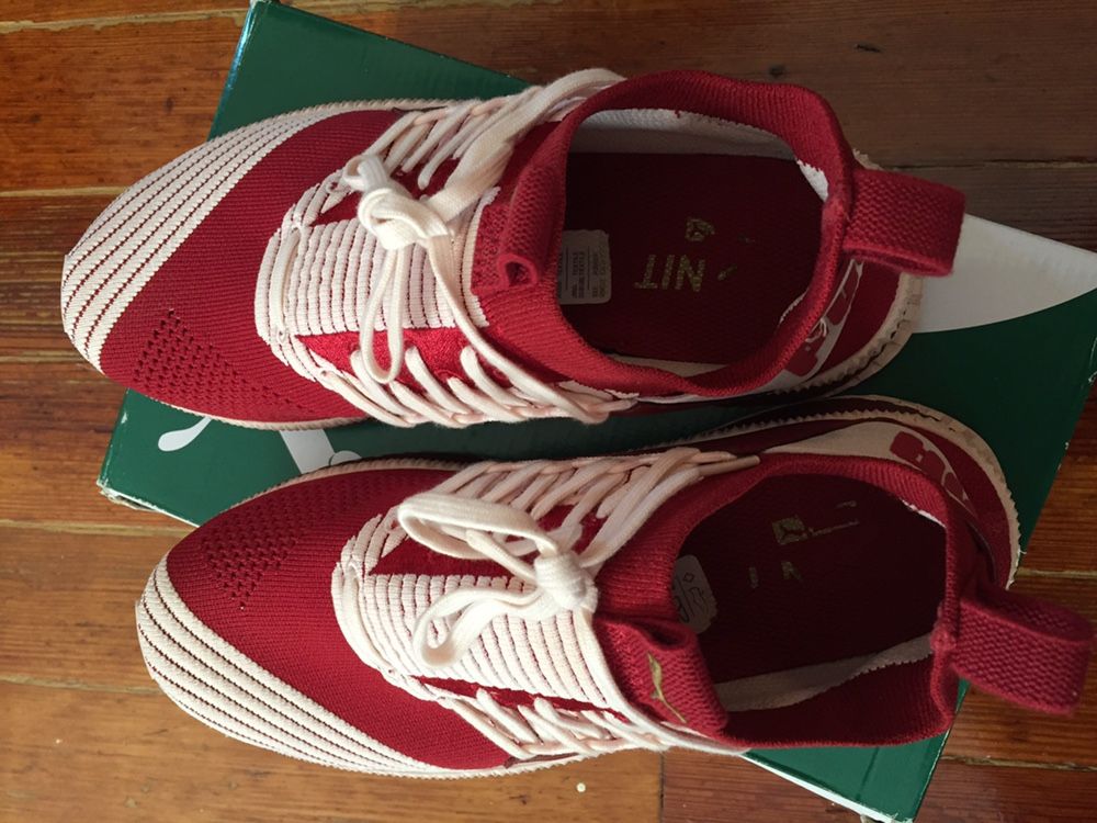 PUMA VERY COMFORTABLE SNEAKERS PERFECT CONDITION