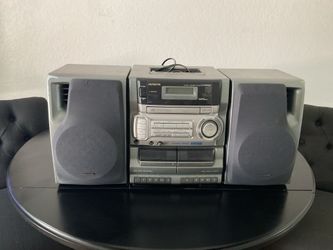 AIWA PORTABLE STEREO