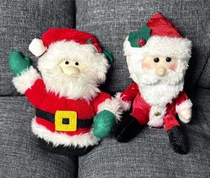 🎅🏼 2 Plush Stuffed Christmas Santa Claus (new)