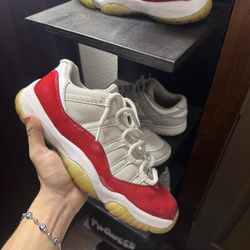 Jordan 11 Cherry 