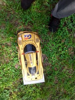 Your Brand New But They Might Have A Small Flaw Somewhere On Them But $5 A Piece