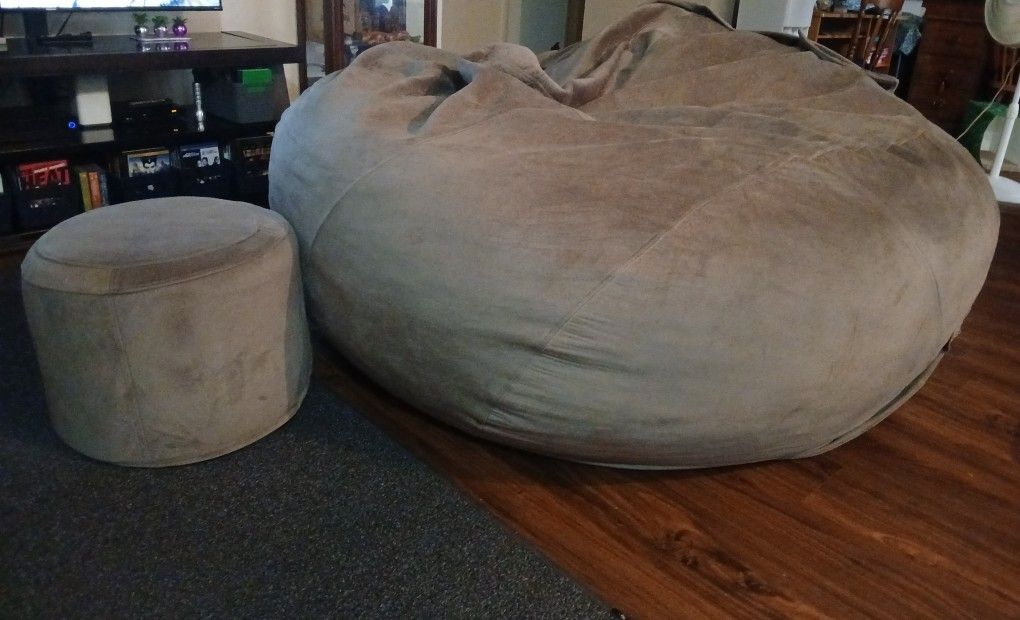 Lovesack & Squattoman