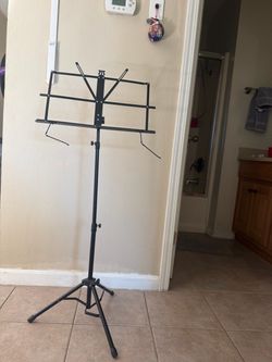 Sheet music stand