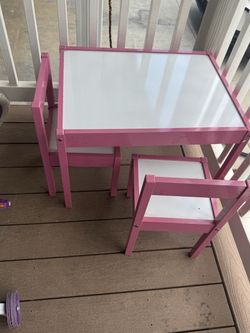 Kids play table