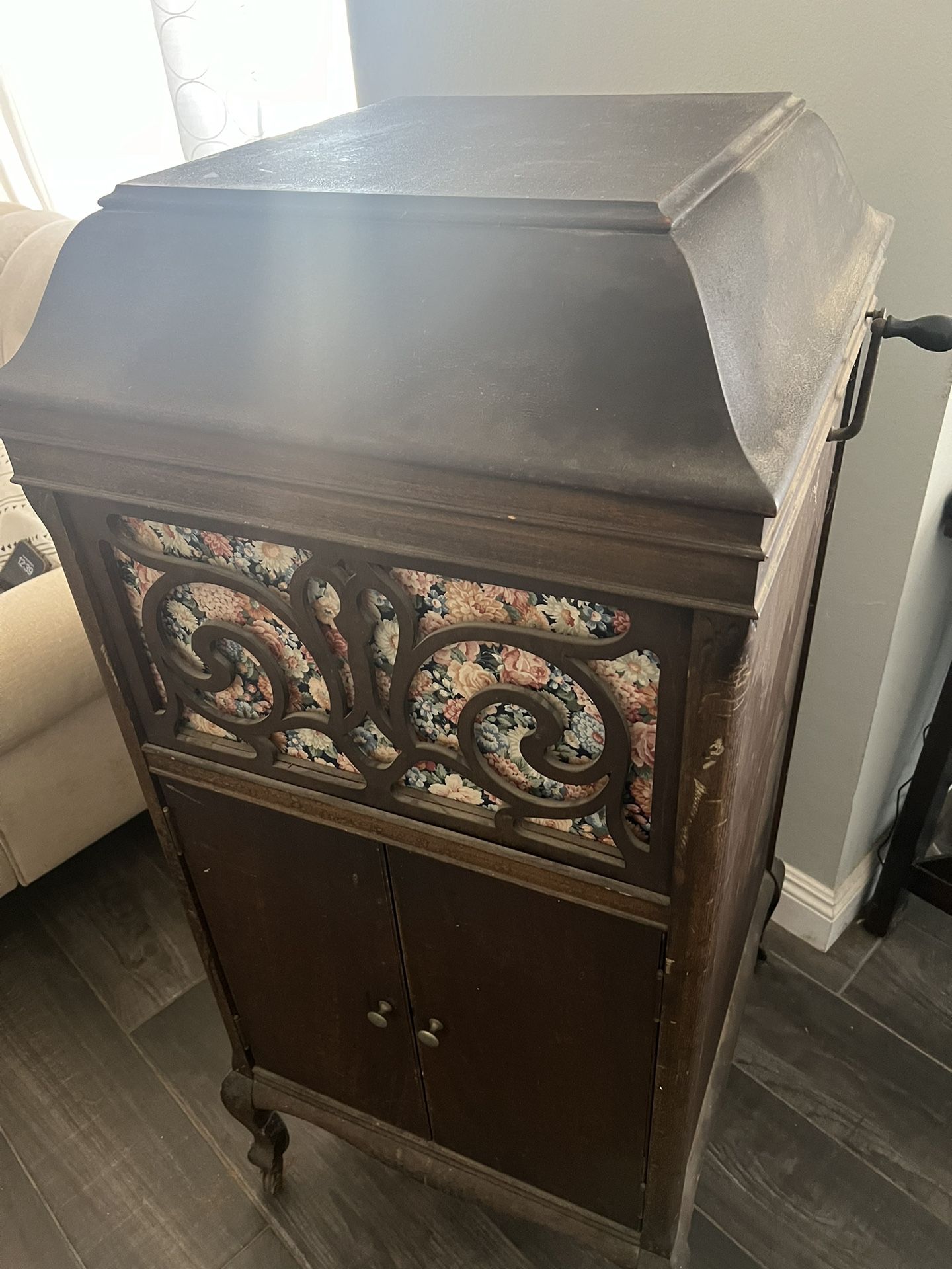 Antique Mandel Phonograph