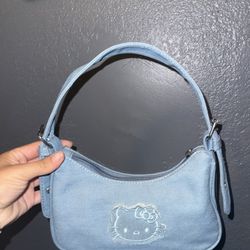Hello kitty purse 
