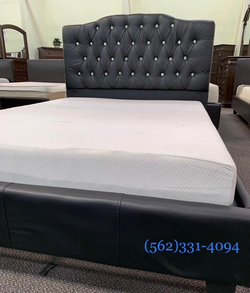 ♠️Brand new Tufted  Calking bed with Orthopedic Supreme Mattress.